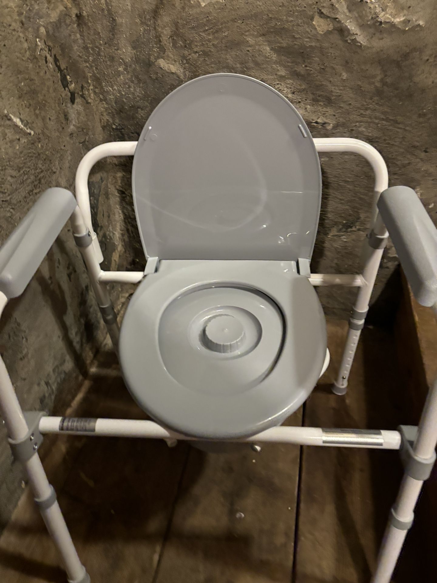 Commode Chair New