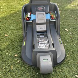 UPPAbaby Mesa Max Car Seat Base