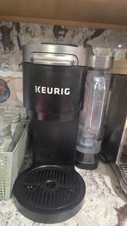 Keurig - K-Duo Plus 12-Cup Coffee Maker and Single Serve K-Cup Brewer
