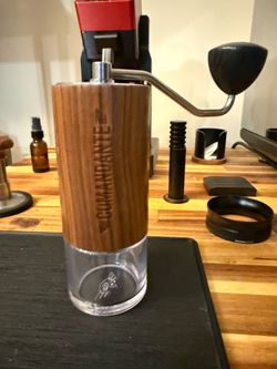 Comandante C40 Walnut