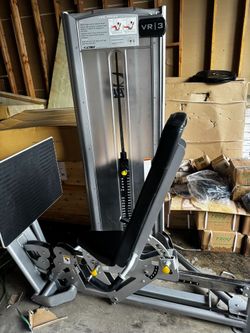 Cybex VR3 Leg Press