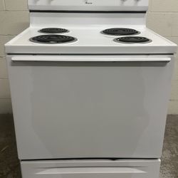 Amana Electric White Stove