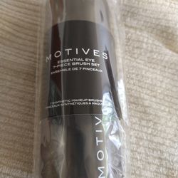 Motives 7 Piece Eye Brush Set