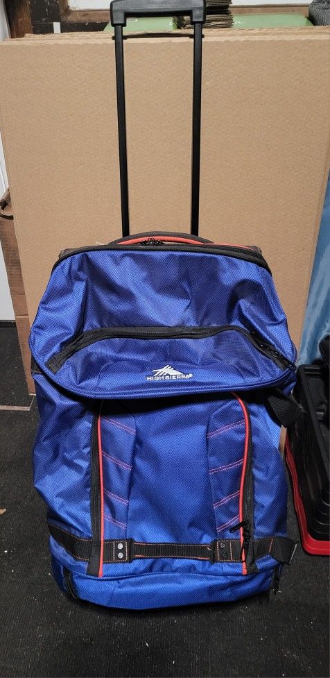 High Sierra Duffel bag with wheels