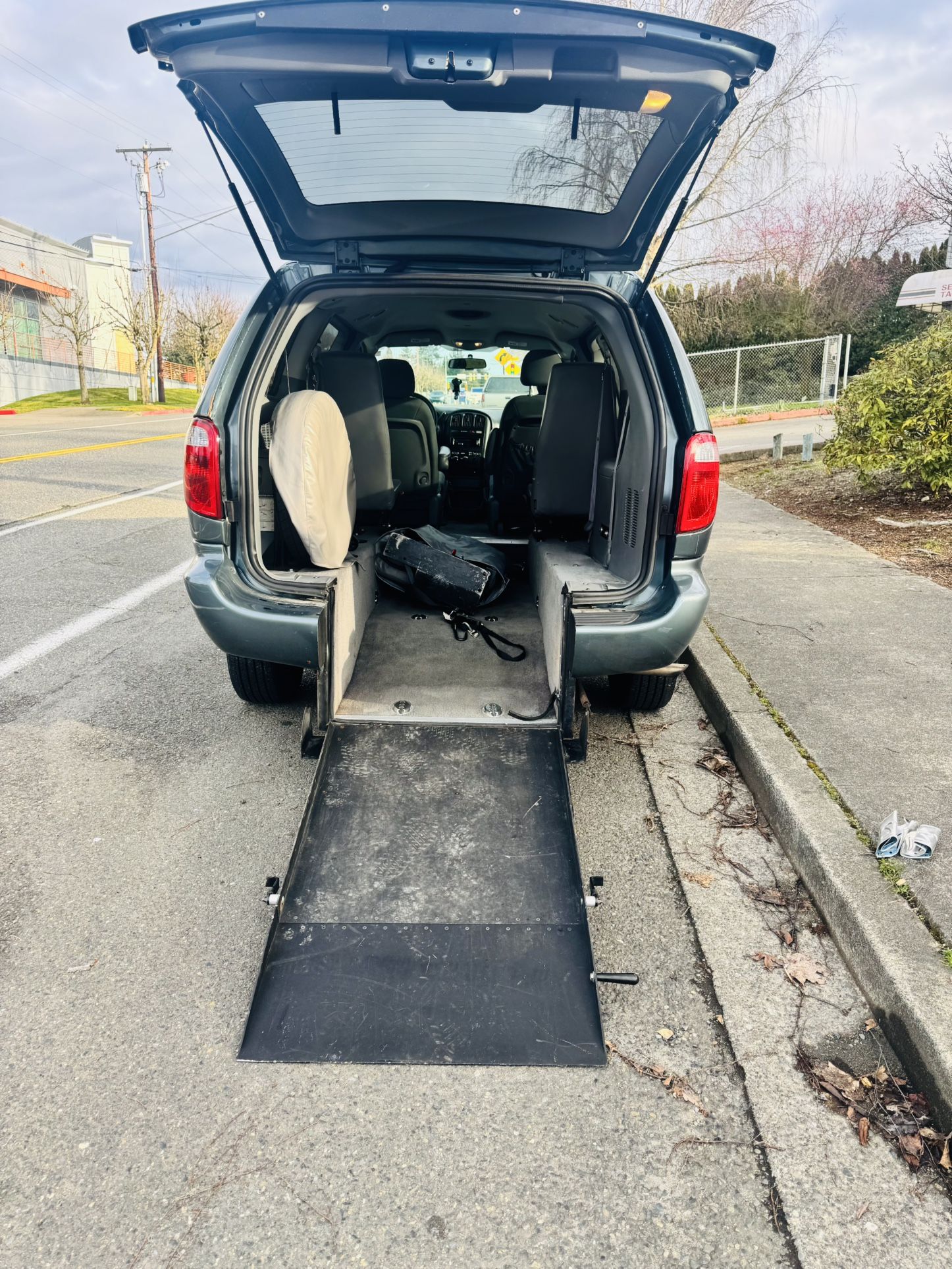 2005 Dodge Grand Caravan