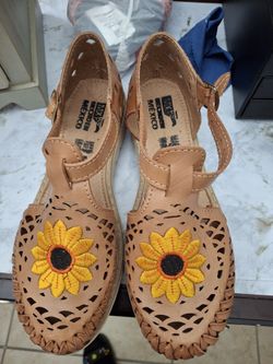 Shoes Jirasol Solo Se Uso 1 Vez Size 7.5 O 8