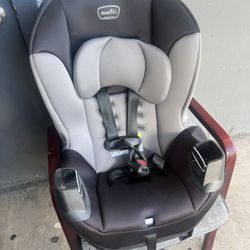Evenflo Sonus Car Seat