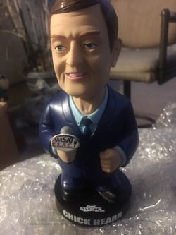 Bobble head chick Hearn