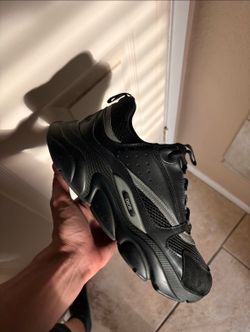Dior b 23