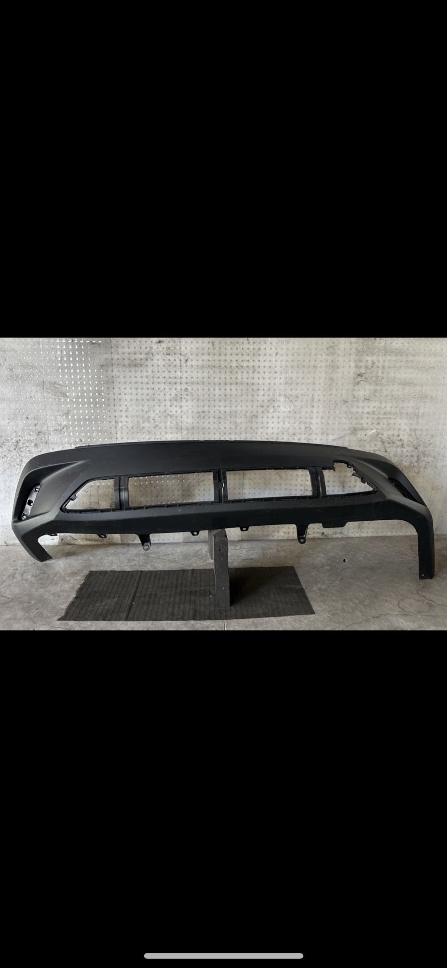 2022-2023 TOYOTA COROLLA CROSS REAR BUMPER COVER PANEL OEM 52159–0A200