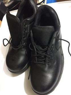 Steel toes work zone size 11