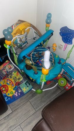 walker and play bouncie activity set brand new 