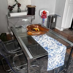 Extending Glass Dining table 