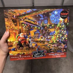 Thomas Kinkade Santa Holiday Magic Light Up 500-Piece Interlocking Jigsaw Puzzle 