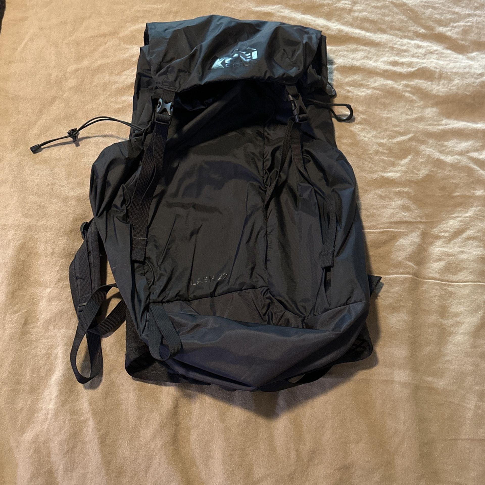REI Flash Pack 22 L Like New! 
