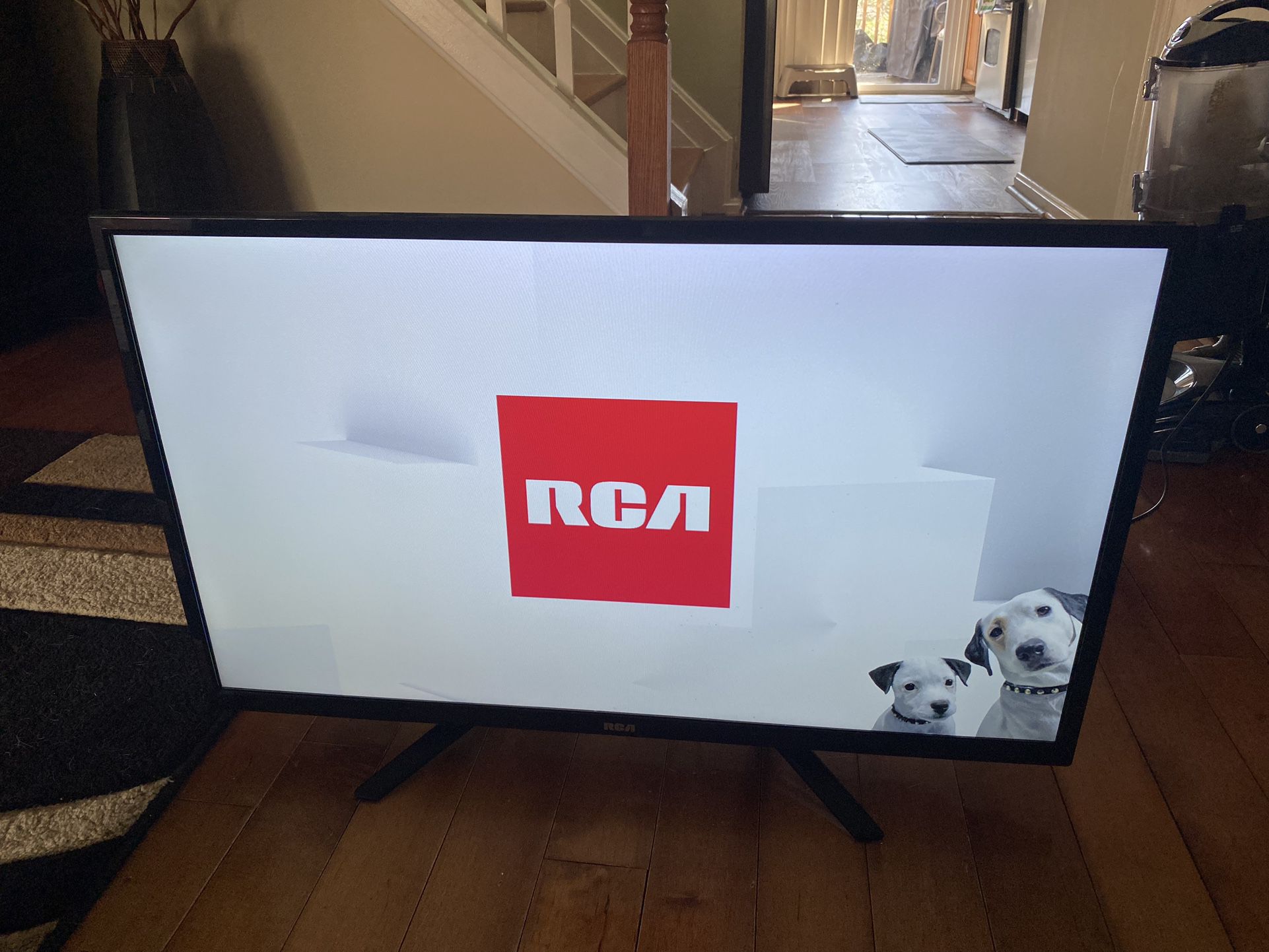 32 Inch RCA Flat Screen Tv