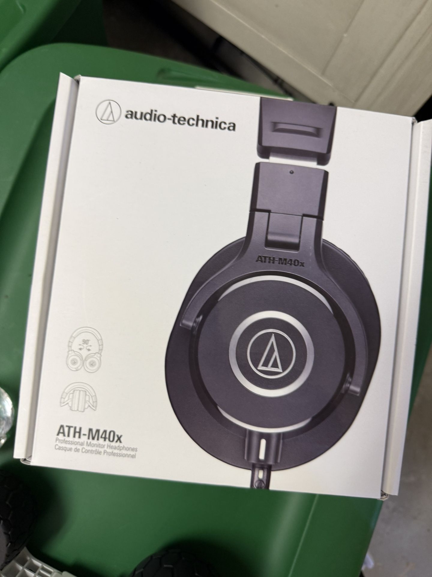 AUDIO-TECHNICA RECORDING HEADPHONES