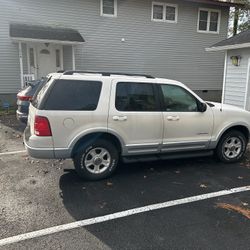 2002 Ford Explorer