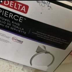 Delta Pierce Towel Ring and Toilet Paper Holder