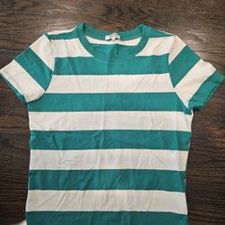 Heart & Hips T-shirt (Womens Size Xl)  