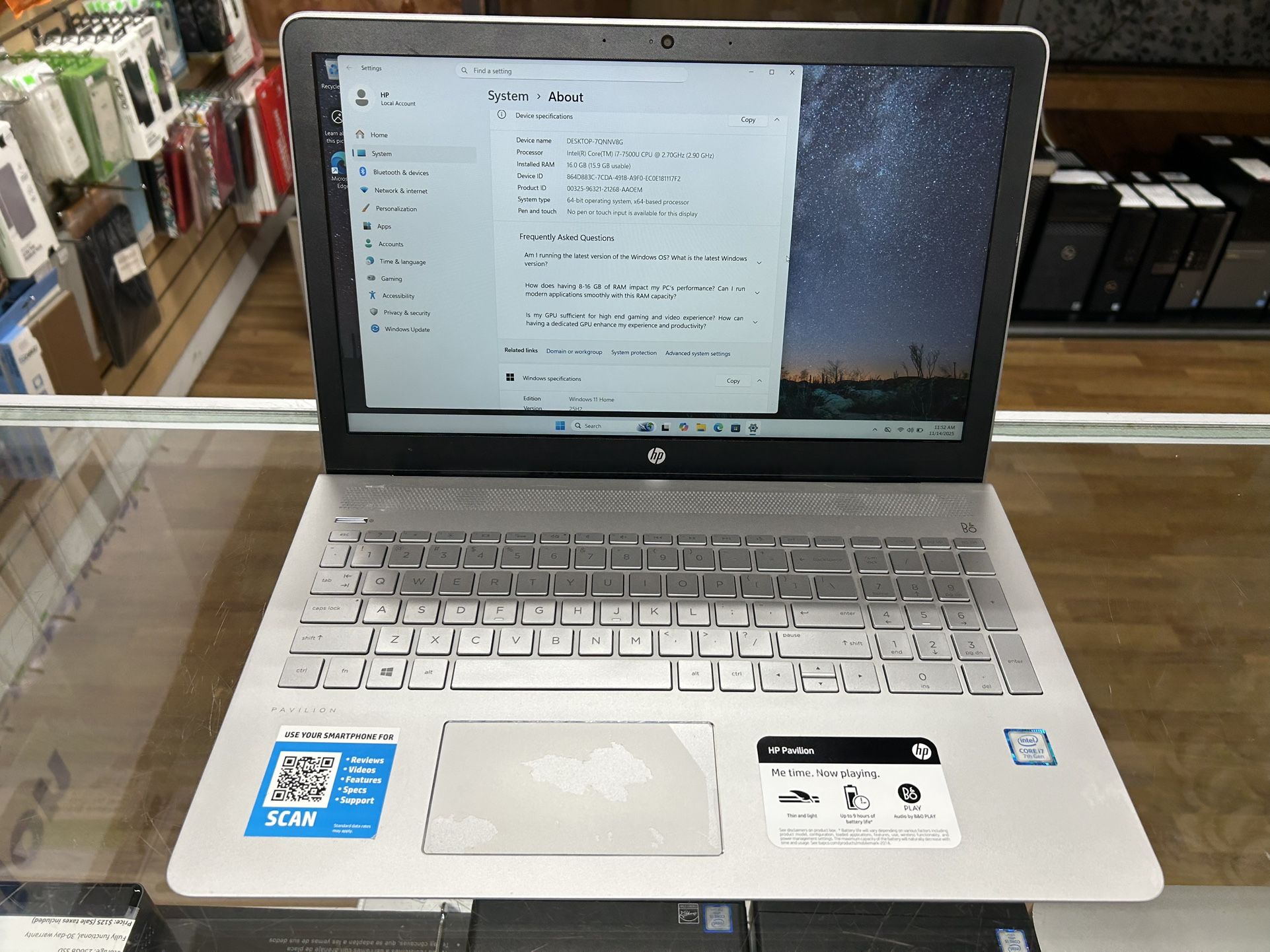 HP laptop Model 15-cc563st 15.6 inch core i7-7th gen 16GB RAM 1TB SSD