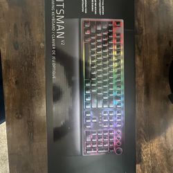 Huntsman V2 Optical RGB Gaming keyboard