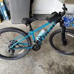 Trek Marlin 5 rare TEAL color Like New. Includes Accessories Shown. Mountain Trail Bike Size SMALL frame With 27.5 Wheel Size Bicycle for Sale in Fort