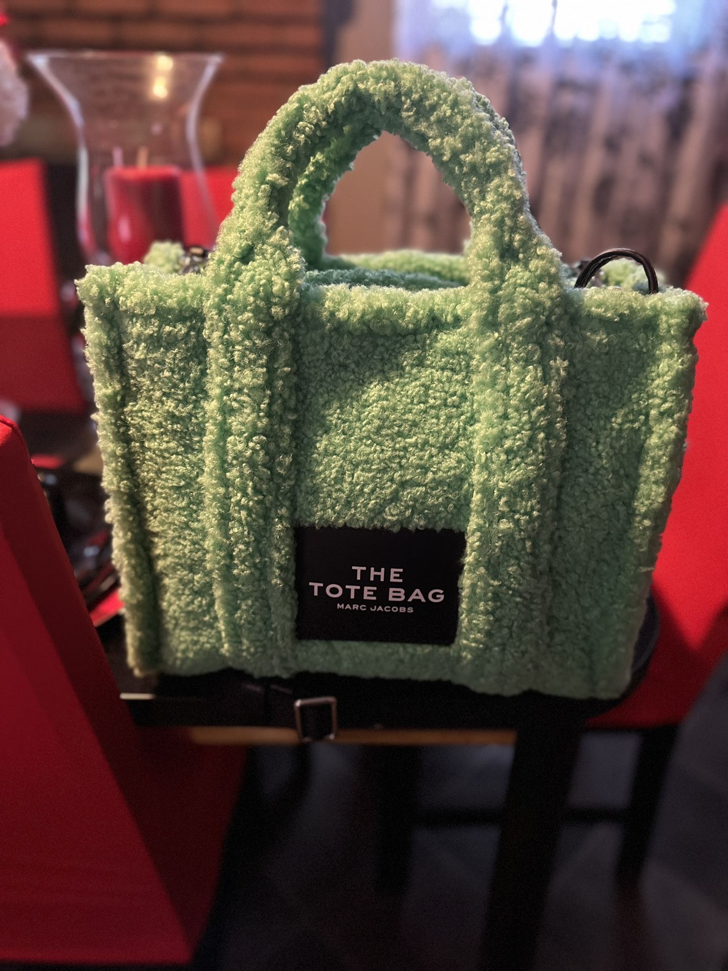 MARC JACOBS THE TOTE BAG