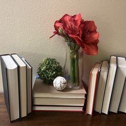 Books To Stage A Bookshelf Pick 10 For $20