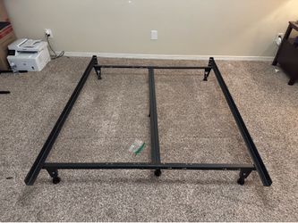Adjustable bed frame
