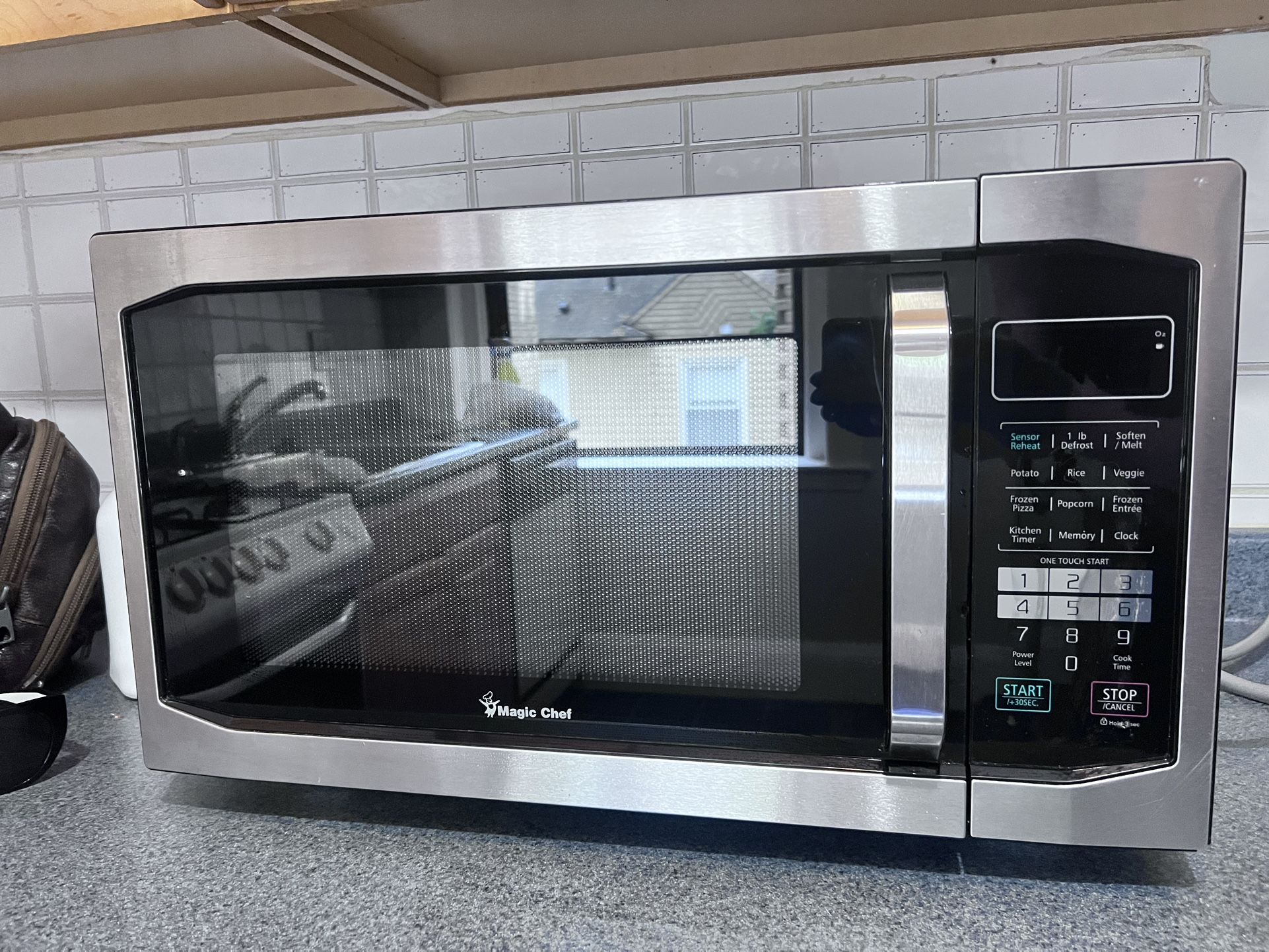 Microwave Like New