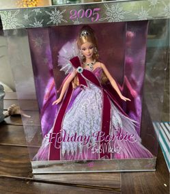 2005 Holiday Barbie