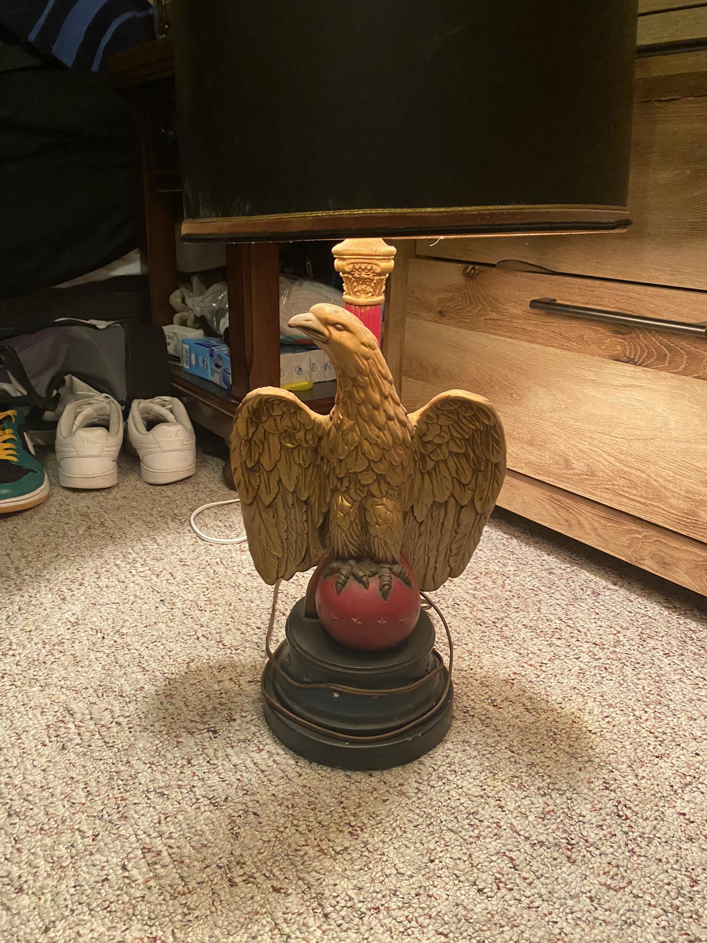 Eagle Lamp 