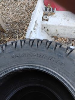 35x12.50R18 Nitto tires
