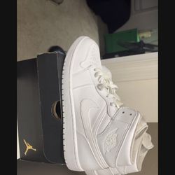 Men’s Air Jordan 1 Mid Triple White – Size 11 – Never Worn – $50