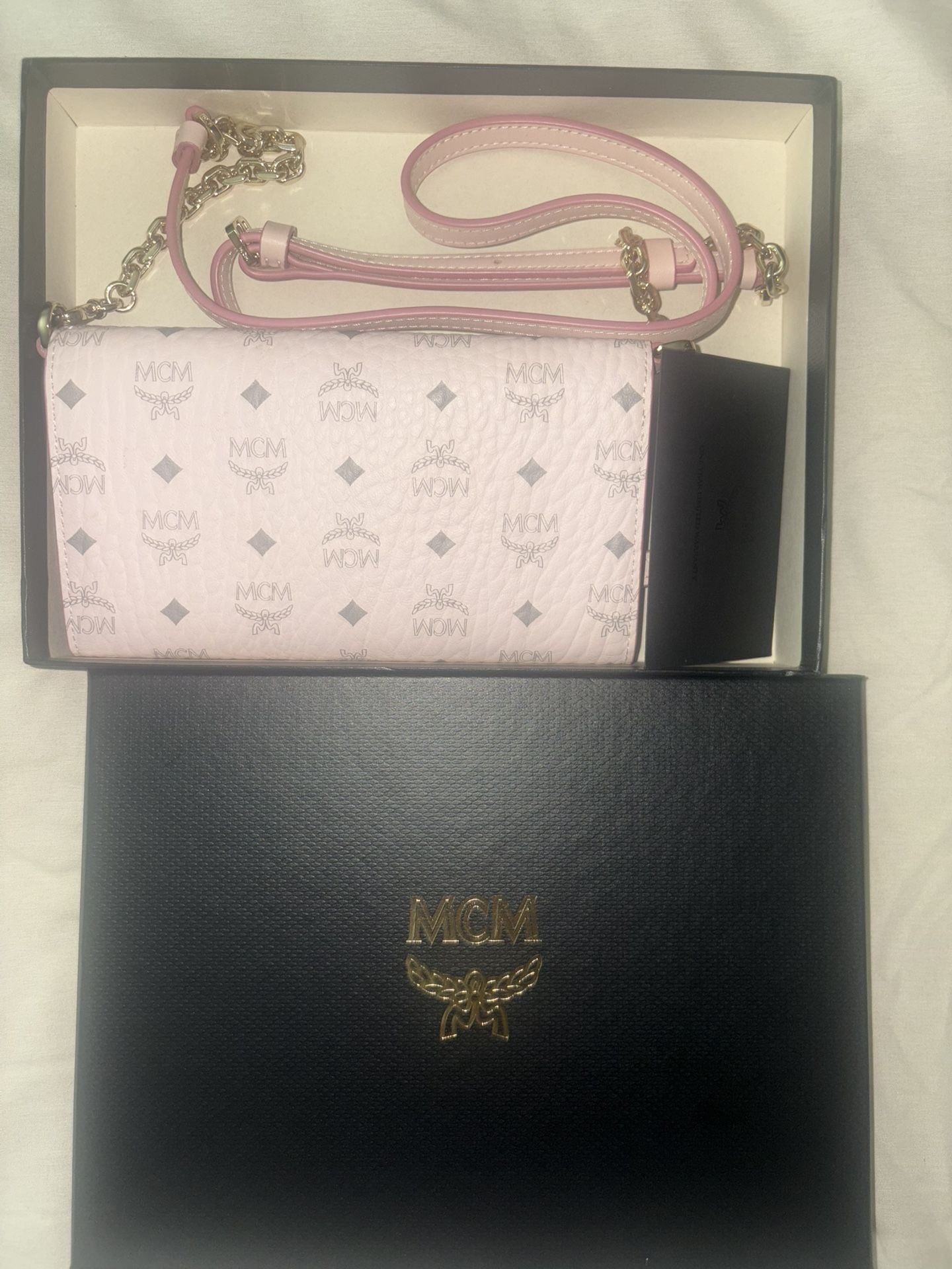 Brand New Woman Pink MCM Wallet/purse