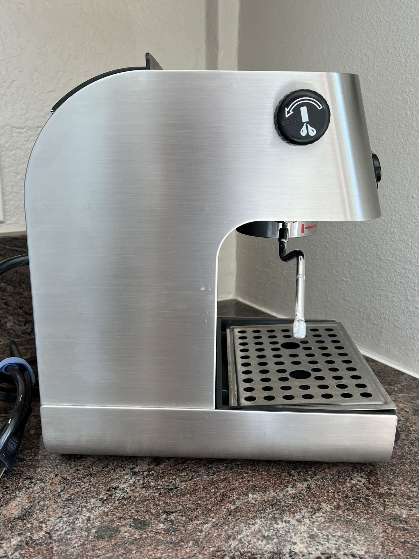 Starbucks espresso machine - Appliances - Omaha, Nebraska, Facebook  Marketplace