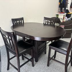 Dinner Table And Chairs