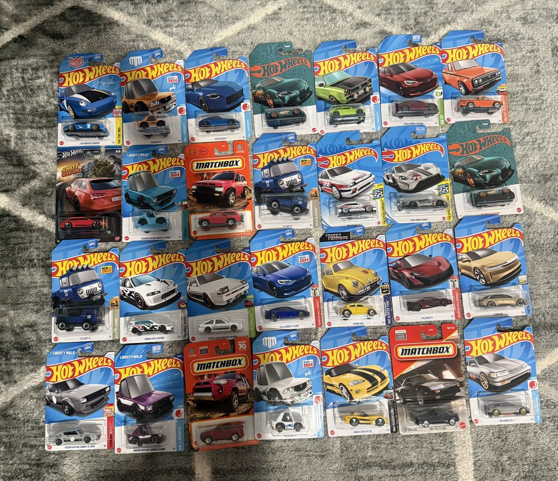 🚨Assorted Hotwheels $2 EACH🚨