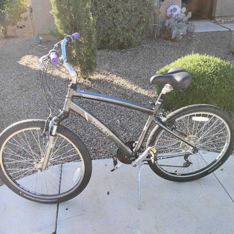 Trek Navigator 2.0. Nice Shape 