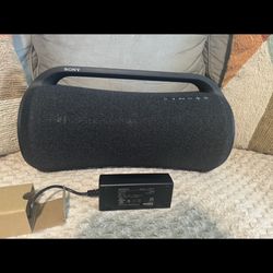 Sony Xg500  Portable Speaker Totally New Just Open To Take Pictures Very Loud 