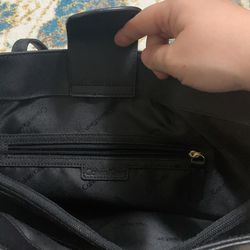 Calvin Klein Crossbody Bag for Sale in Queens, NY - OfferUp