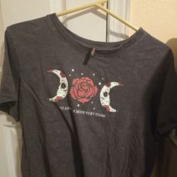Juniors Gothic Dia De Los Muertos Lunar Shirt