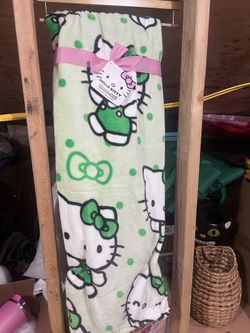 Hello Kitty Throw