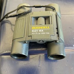 Bushnell Binaculars