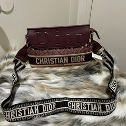 Women’s Crossbody Bag