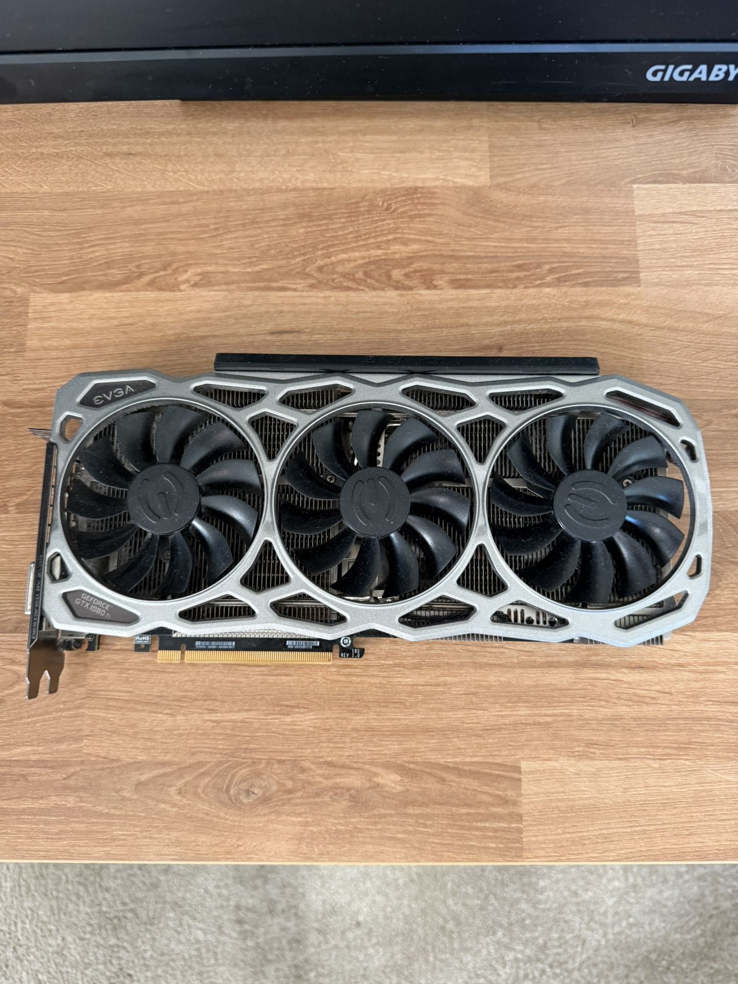 EVGA NVIDIA GeForce GTX 1080 Ti FTW3 Gaming 11GB GDDR5X Graphics Card