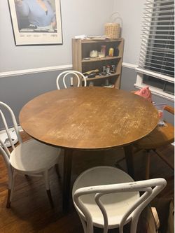 Dining Room Table and Chairs