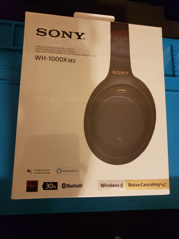 New Sony Wireless Headphones 2020 wh1000xm3