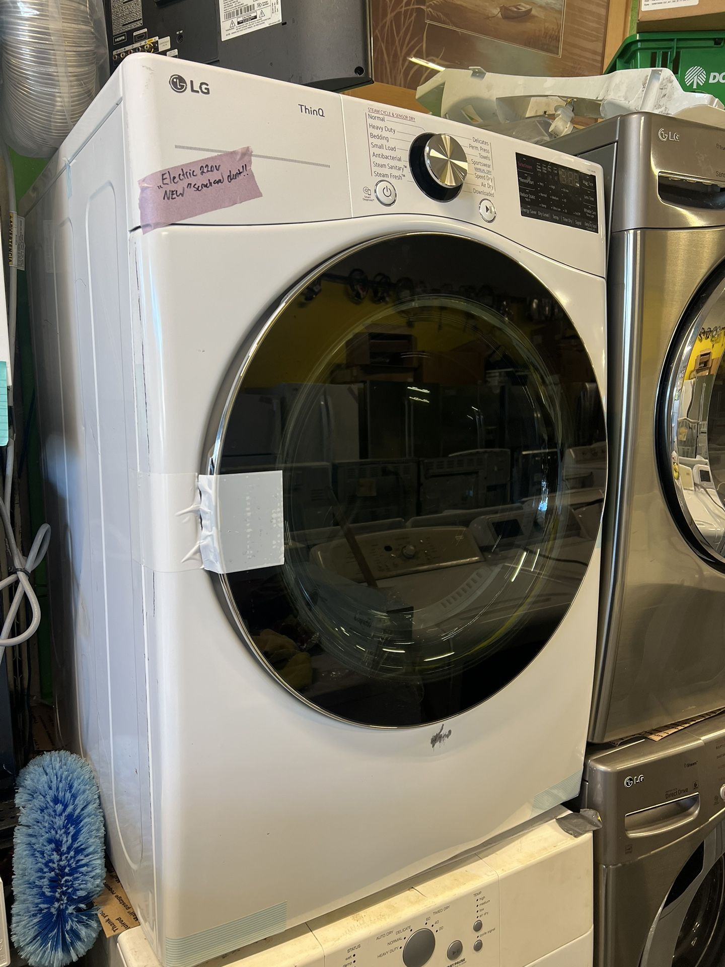 LG NEW Electric Dryer ‼️‼️‼️(scratch And Dent Model)
